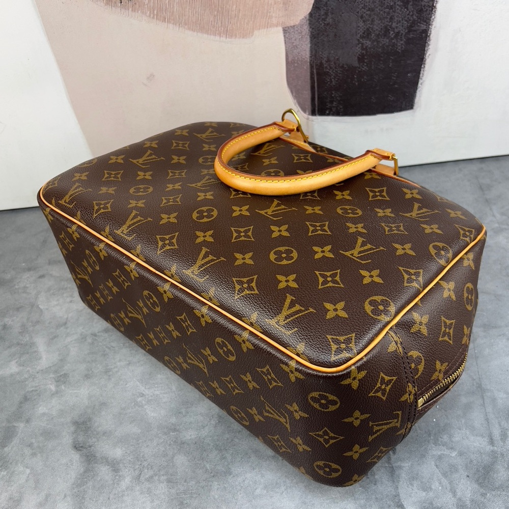 🌵Authentic Louis Vuitton Deauville Monogram🌵 - Picture 10 of 17